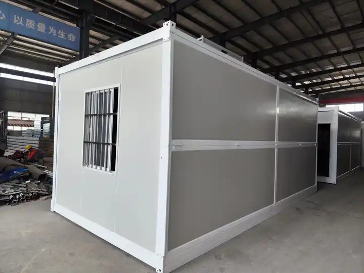 20ft Foldable Container Office Sandwich Panel Prefab Folding Mobile Home Dormitory Oil Camp Field Container House