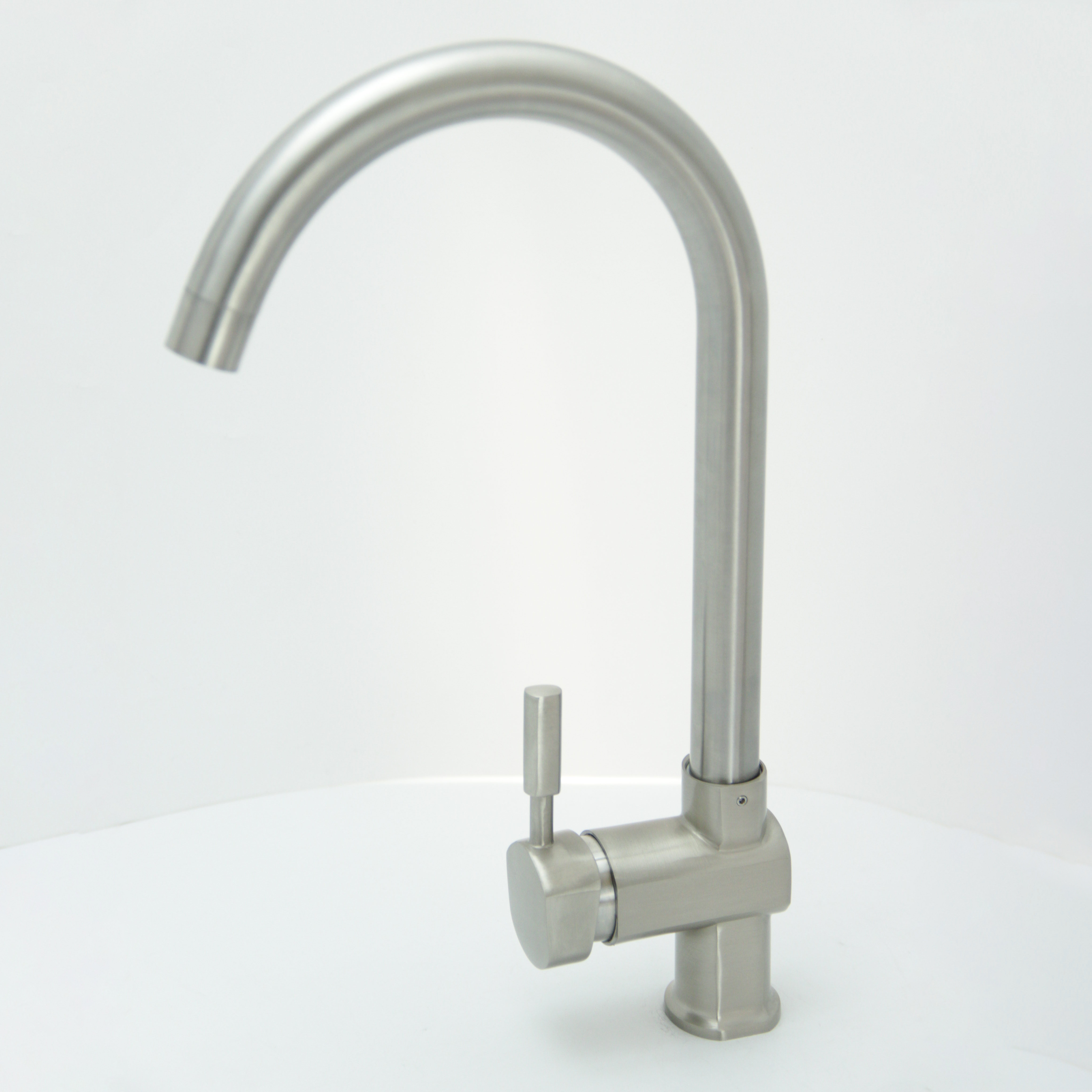 Best Home use chrome hot cold water mixer sink kitchen tap Factories, Product