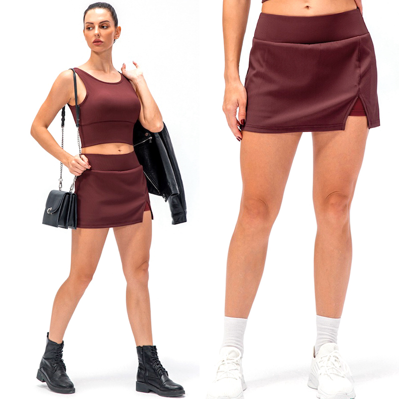 Conjunto de Roupas de Verão para Esportes de Atacado 2PCS Roupas de Tênis para Mulheres, Saia de Golfe Mini Canellada com 3 Bolsos + Shorts Internos com Camisetas Casuais