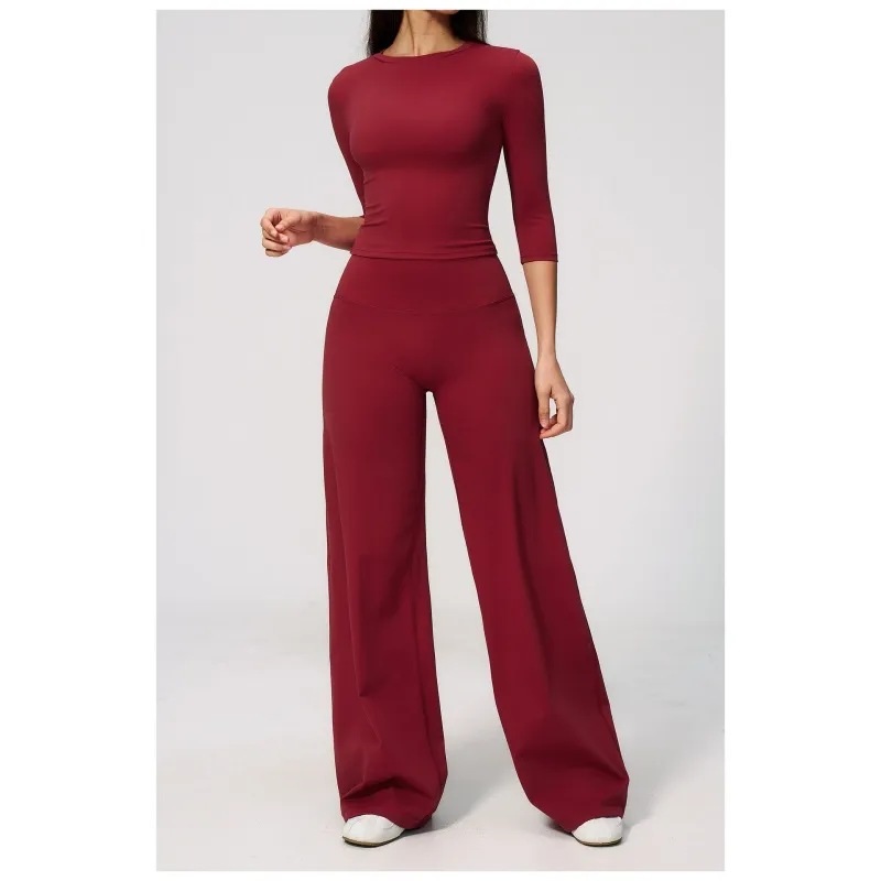 Novo Conjunto de Fitness Casual para Mulheres com Alta Elasticidade para Yoga 2 Peça de Exercício ao Ar Livre com Secagem Rápida