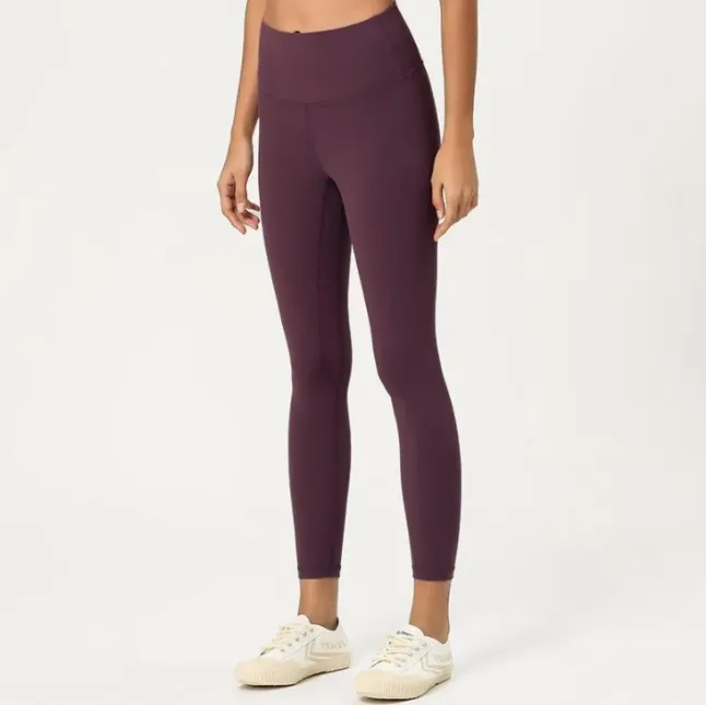 Conjunto de Roupas Esportivas Femininas Personalizado e Estiloso para Academia