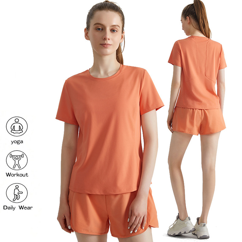 2PCS Estilo de vida e roupas esportivas acessíveis para mulheres, camiseta atlética de manga curta com gola redonda + shorts soltos para corrida, tênis, golfe e roupas de exercício