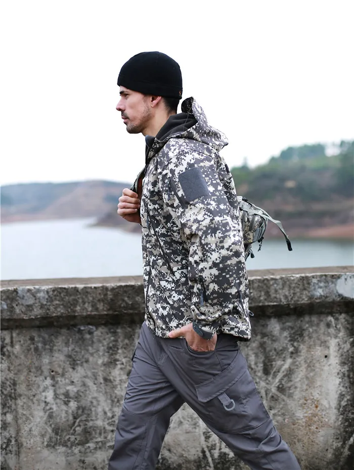 Uniforme Tático Estilo Esdy para Caminhadas em Pele de Tubarão Impermeável, Roupas de Caça em Soft Shell