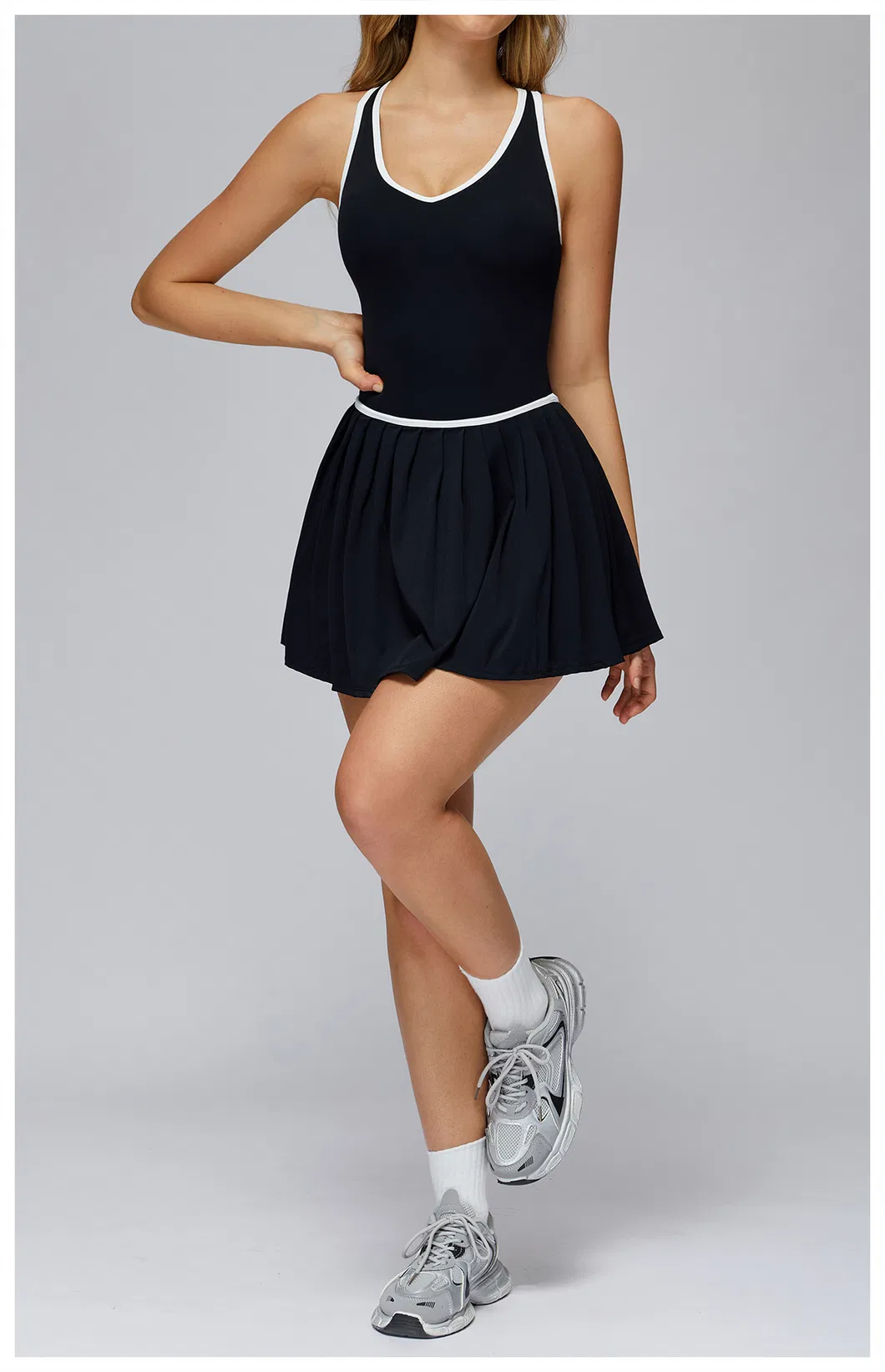 Vestido de Tênis Feminino de Alta Qualidade para Esportes ao Ar Livre, Corrida, Fitness, Academia, Conjunto Falso de Duas Peças, Saia com Shorts Embutidos, Antiexposição, OEM, Atacado, Roupas Personalizadas