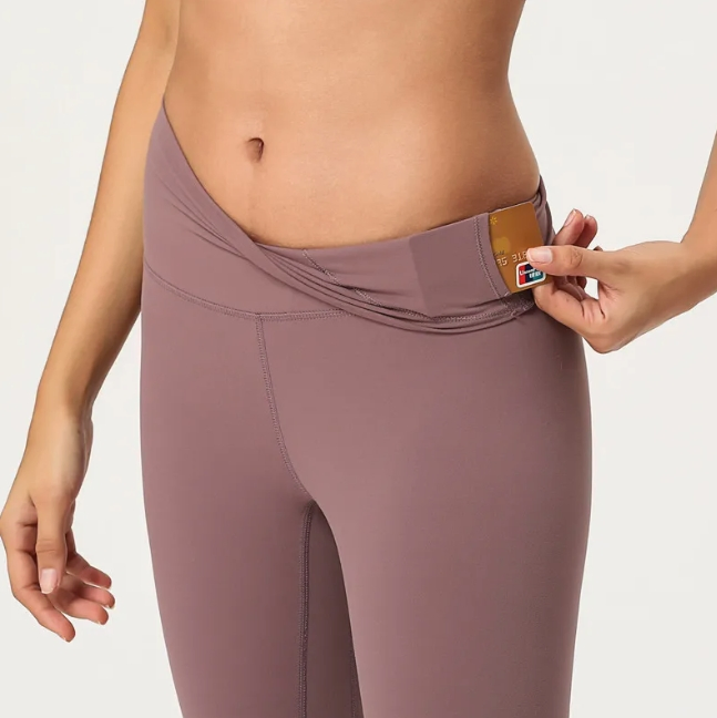 Conjunto de Roupas Esportivas Femininas Personalizado e Estiloso para Academia