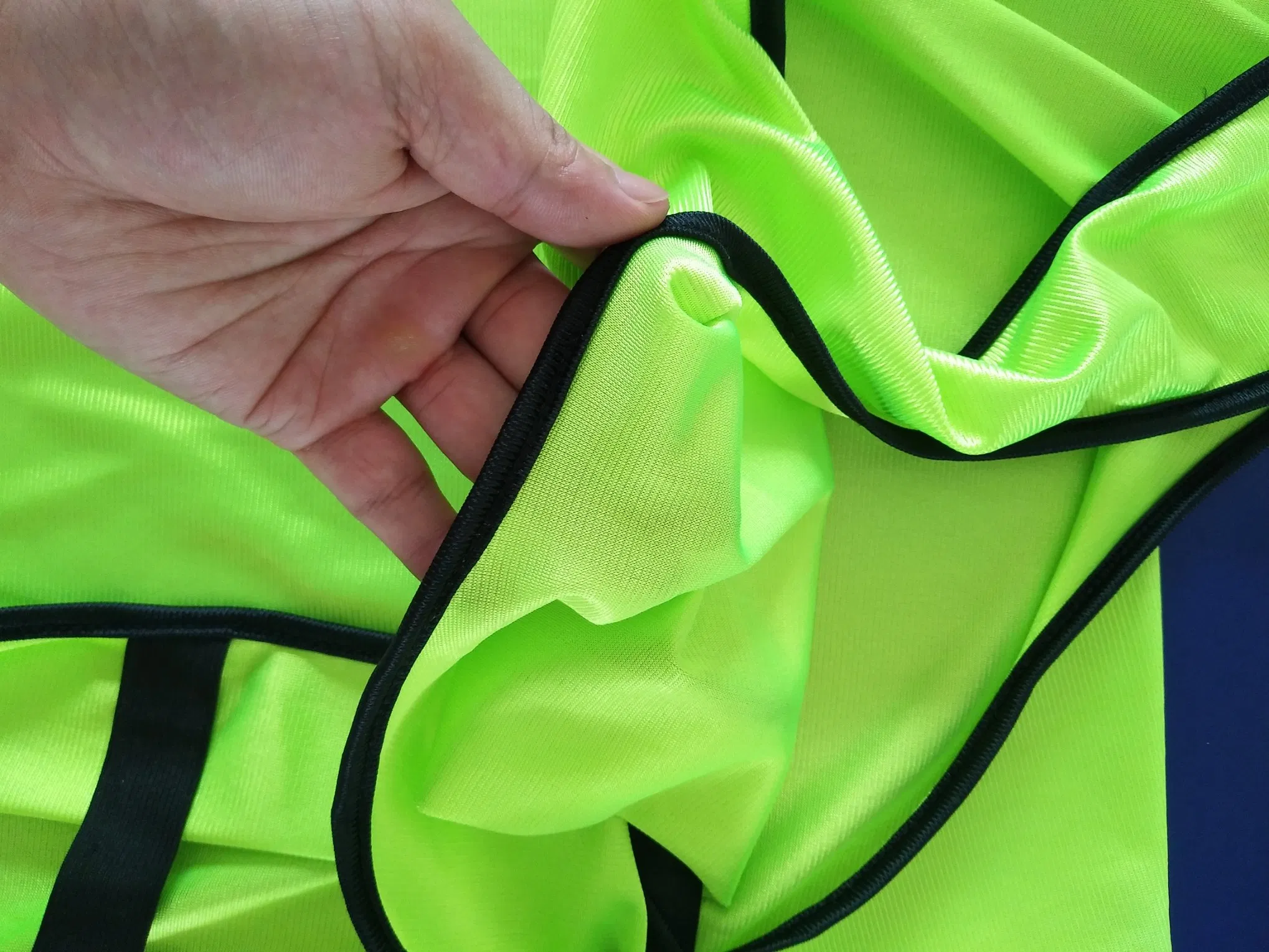 Coletes de Treino Atléticos de Alto Desempenho - Jerseys Respiráveis para Corrida, Ideais para Práticas de Futebol e Basquete - Design Sem Mangas com Gola Redonda