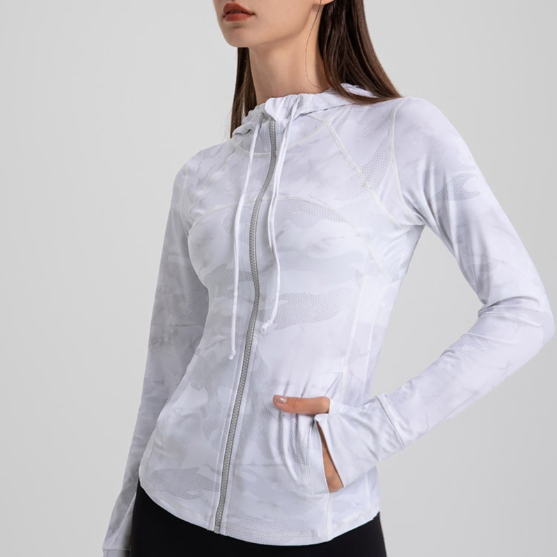 Roupas esportivas personalizadas, à prova de vento e impermeáveis, para uso externo em jaquetas de hiking, vestuário protetor contra o sol