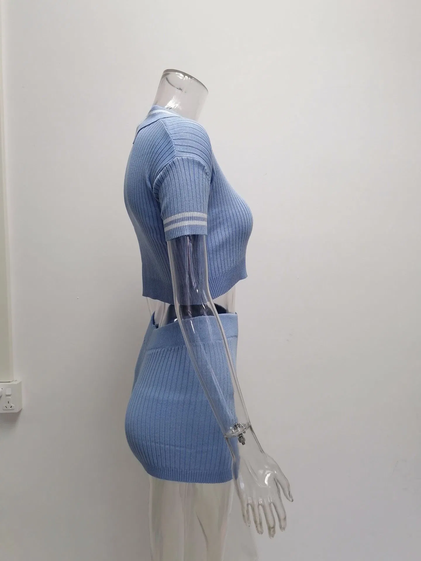 2025 Conjunto de Shorts Casuais Tricotados Sexy para Mulheres 2 Camiseta de Manga Curta Respirável e Ajuste Slim para Roupas de Golfe
