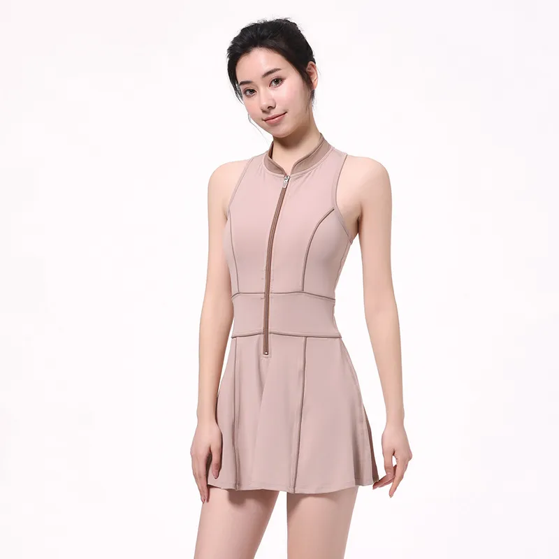 Detalhe Vestido de Tênis