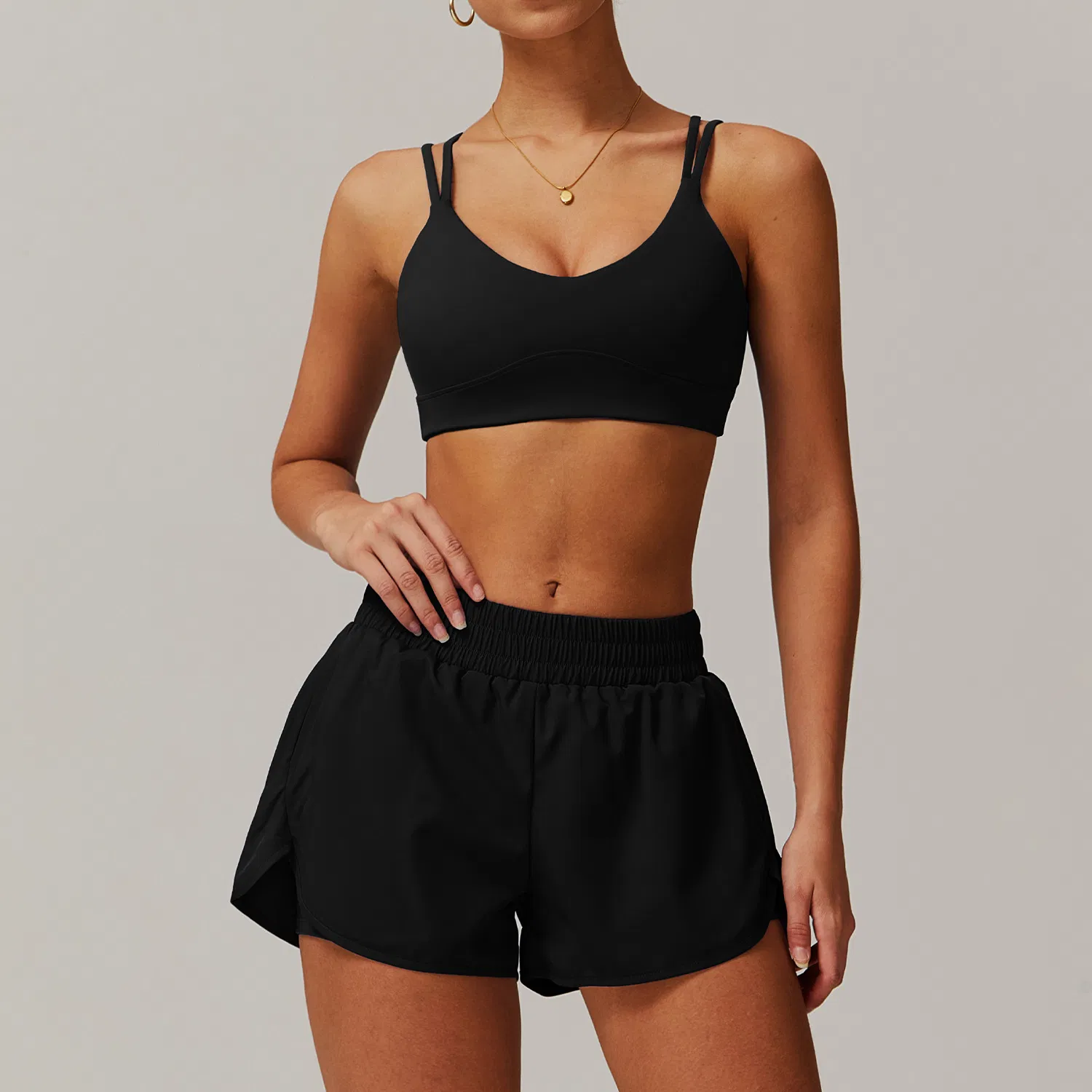 Top de treino com secagem rápida, sutiã de crossfit, shorts de moda para corrida e ciclismo com bolsos 2 peças de roupas de ginástica para mulheres, treinamento e ioga