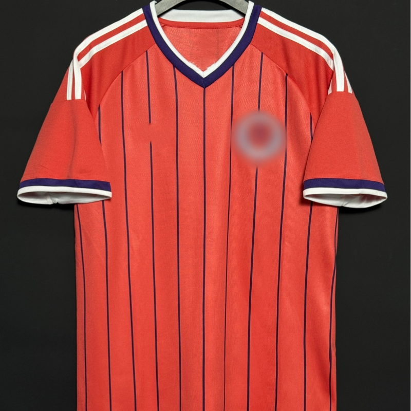 26 Novo Uniforme de Futebol de Alto Desempenho Tailandês Roupas de Futebol Personalizadas Camisa Conjunto Barato Jersey de Futebol Dry-Fit