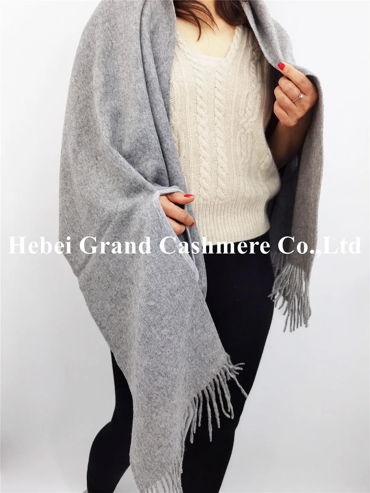 Cashmere Wool Armhole Trimed Shawls