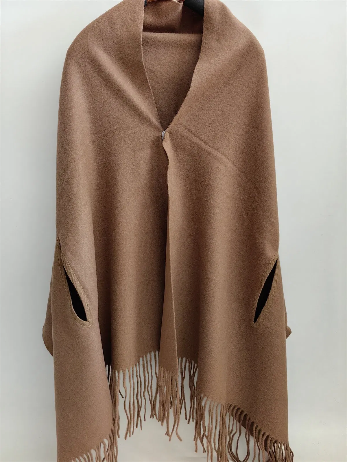 Cashmere Wool Armhole Trimed Shawls
