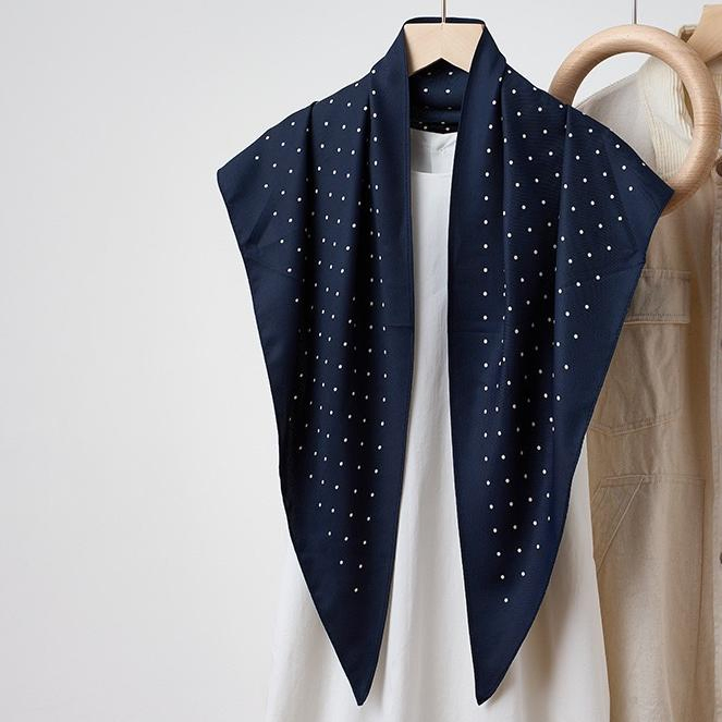 Luxurious Silk-Feel Triangle Bandana Shawl for Trendy Comfort