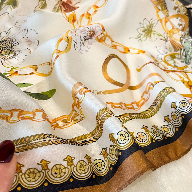 Luxury Horse Print Polyester Fashion Scarf Women Elegant 70x70cm Square Headscarf Breathable Floral Hair Bandana Neckkerf