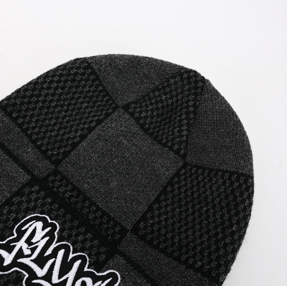 Designer High Quality Winter Knitted Hat With Embroidery Character Winter Warmth 100% Wool Breathable Beanies