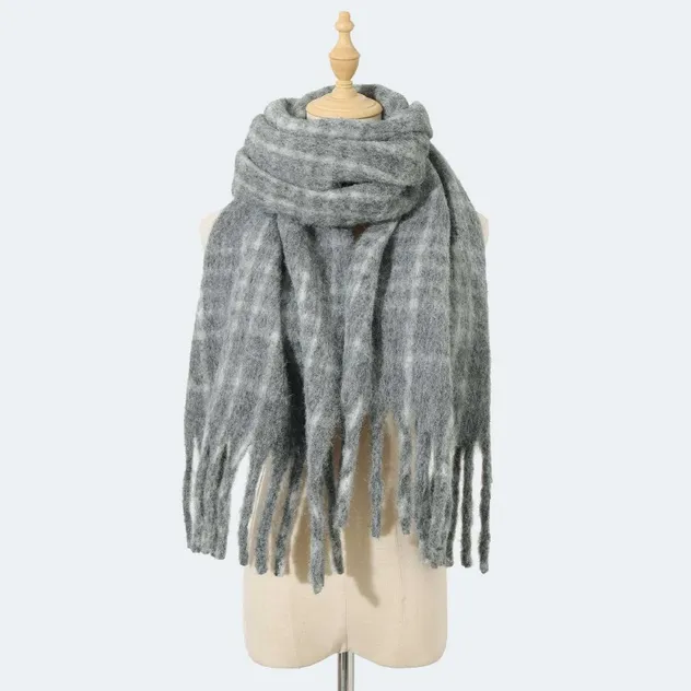 Scarf Detail 2