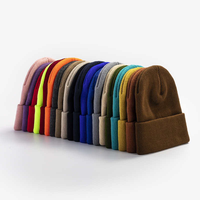 Customizable Logo Unisex Solid Color Knitted Hat Winter Warm Beanie with Rolled Edge Digital Printing Versatile Casual Look