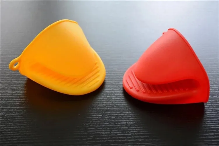 Heat Resistant Silicone Oven Mitt Gloves for Baking