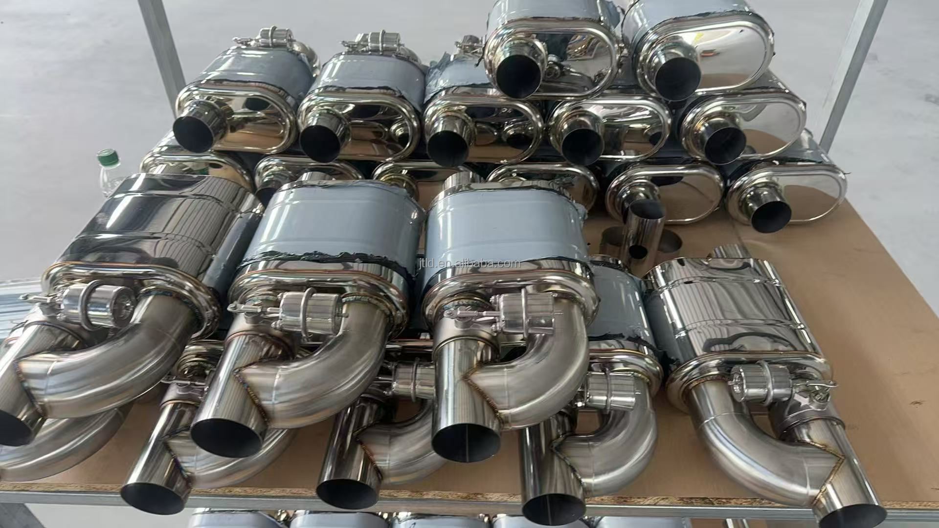 Muffler Detail 1