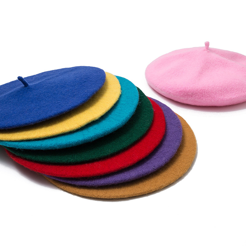 Beret detail 2