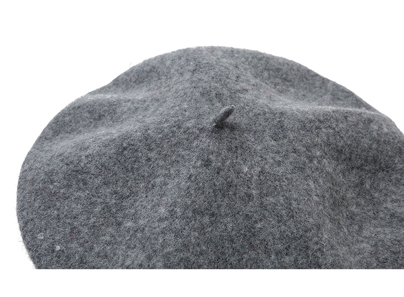 Beret detail 5