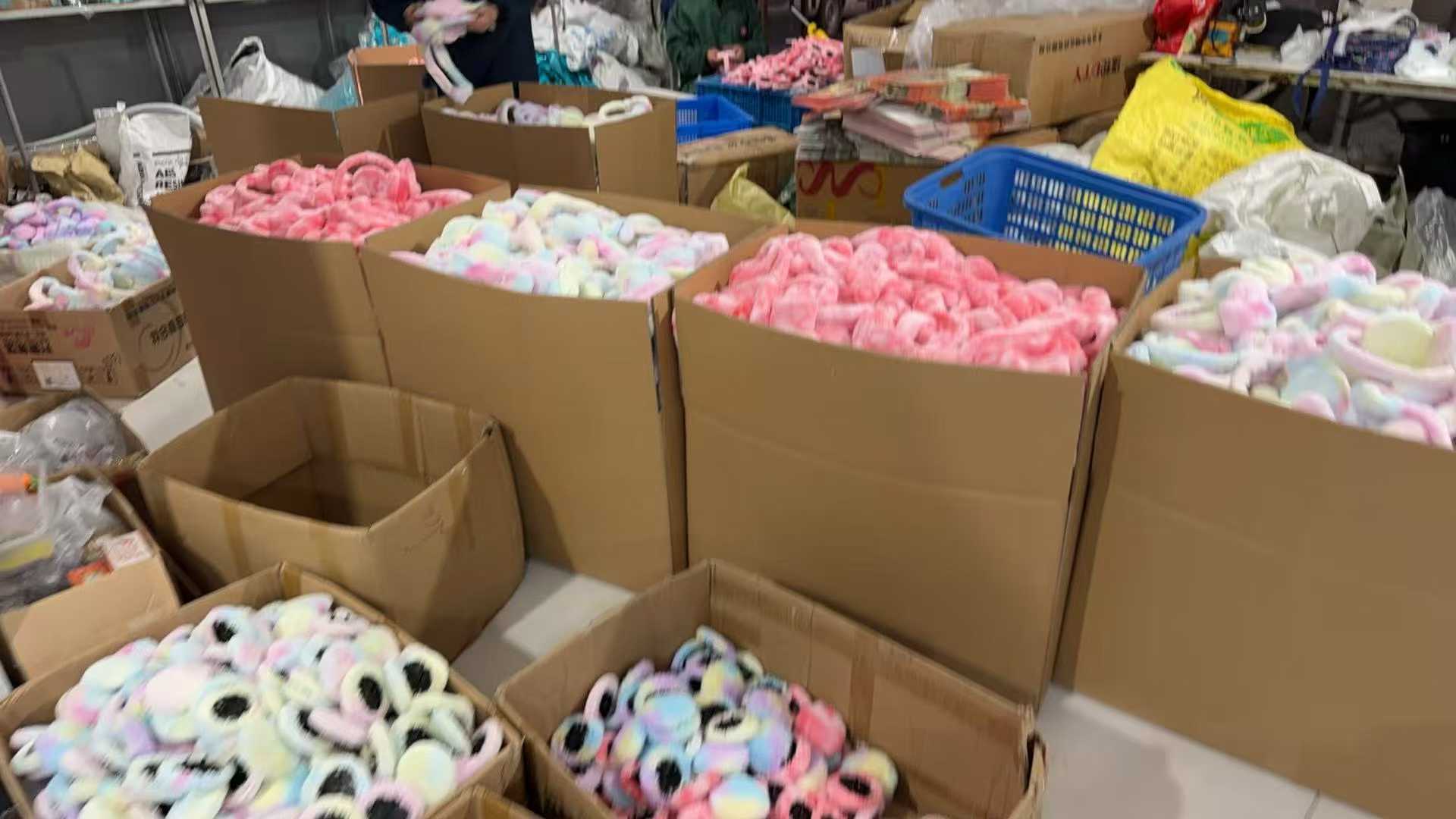 Wholesale Hair Band Hot-Selling Warm Cartoon Ear Muffs Winter Colorful Ear Covers Hot Sales Fun Cold-Proof Rabbit Ear FESTIVAL