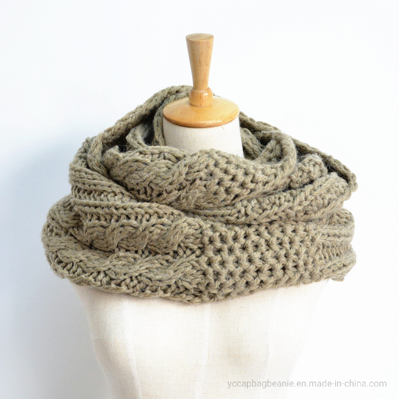 Colorful Women Winter Knitting Pattern Snood