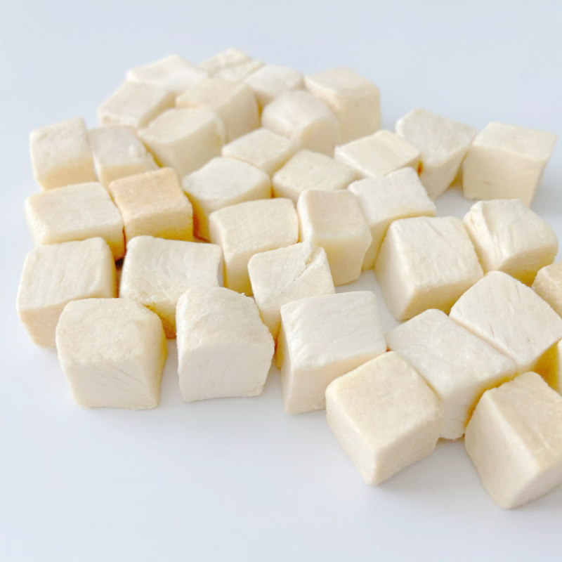 Freeze Dried Chicken Cube Treats Natural for Cat Dog Pet Food
