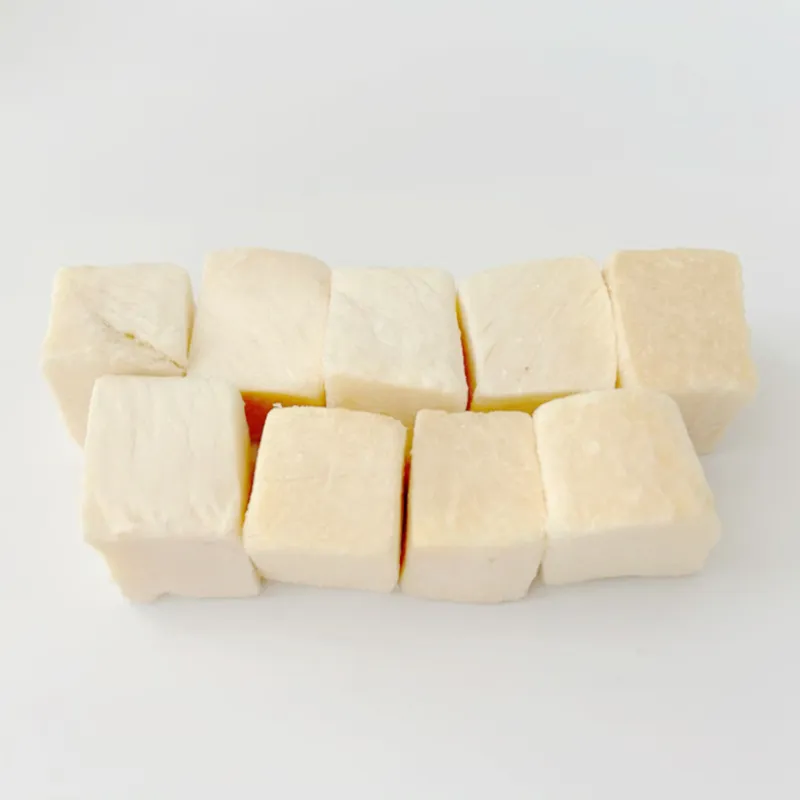 Freeze Dried Chicken Cube Detail