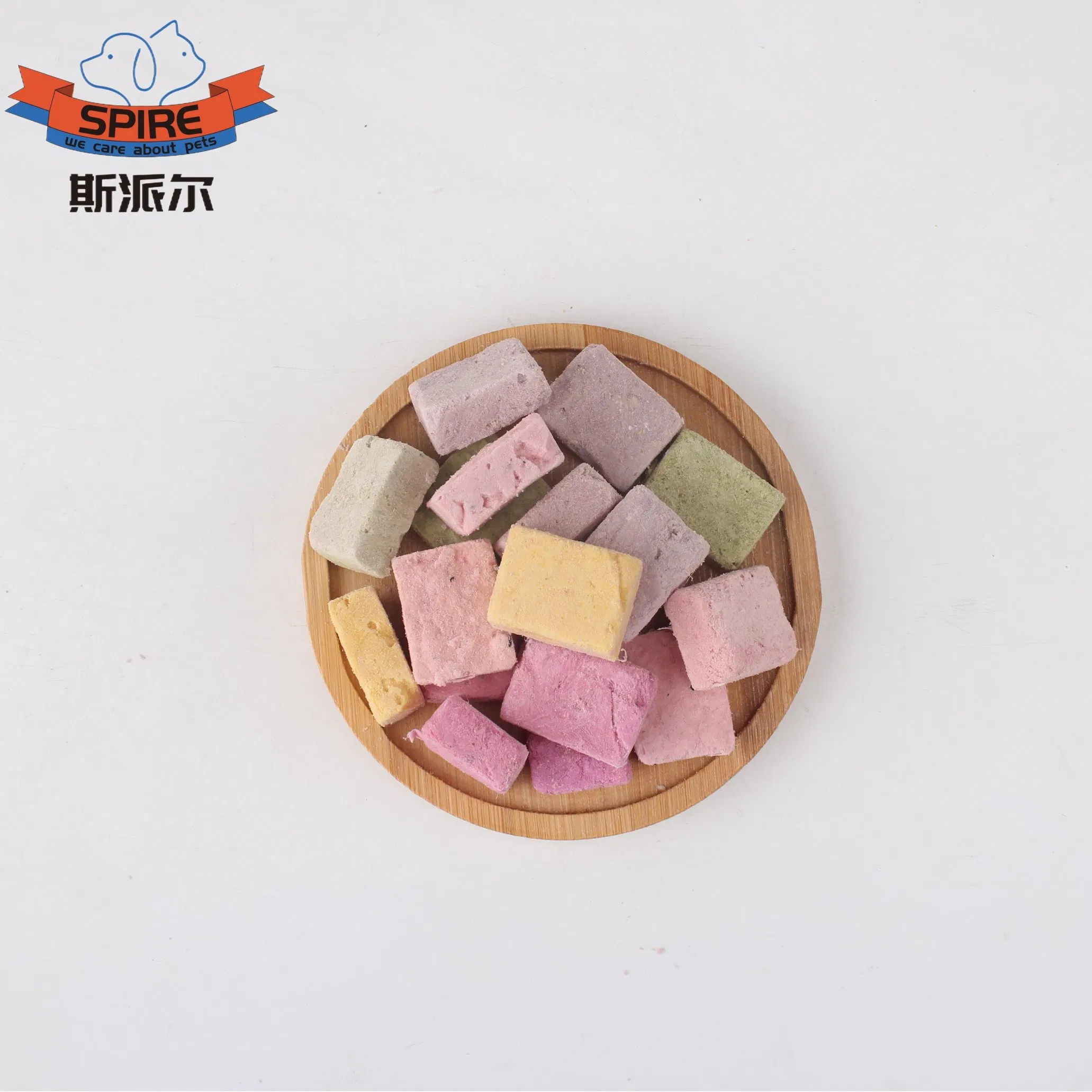 Organic Nutrition Dog Cat Pet Food Snack Fruit Vegetable Mixed Freeze-Dried Cube for Pets Cat Treats Cat Snacks
