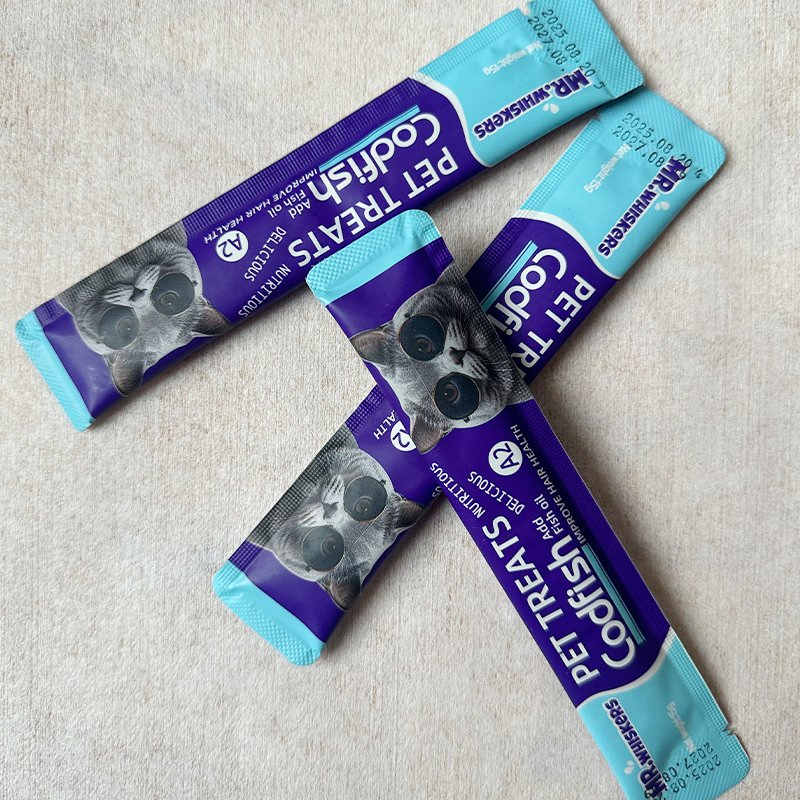 Tuna Flavored Organic Pet Food with Protein-Rich Cat Snacks