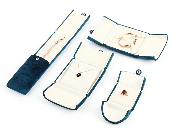 Wholesale Vintage Premium Velvet Jewelry Necklace Ring Bracelet Storage Organizer Display Box Set with Custom Logo