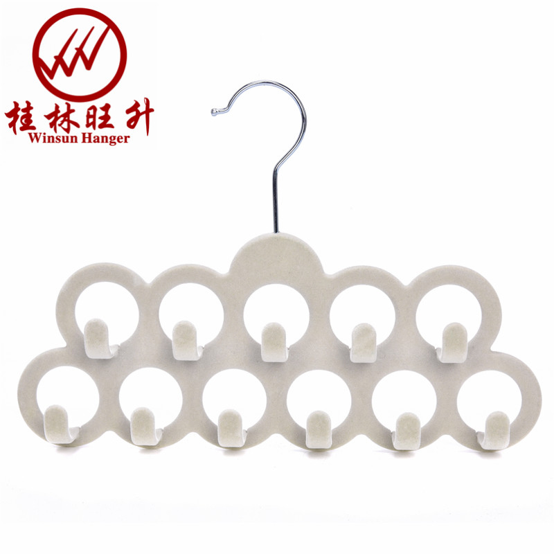 Wholesale Velvet Hangers Anti Slip Ties Belts and Scarf Plastic Hanger Manufacturer