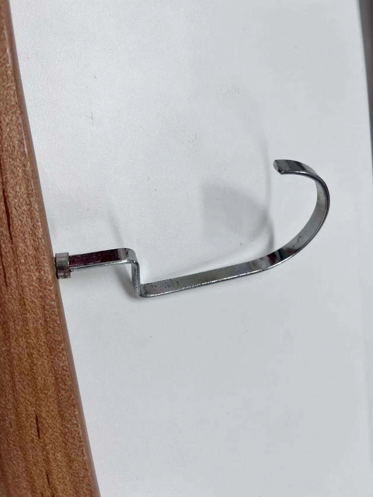 Space Saving Shiyong Heavy Duty Wooden Tie Hanger Belt Hanger with 8hooks