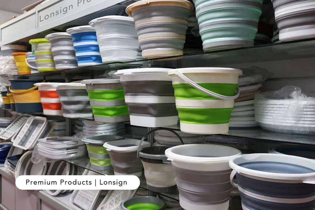 Collapsible Laundry Bucket Main View