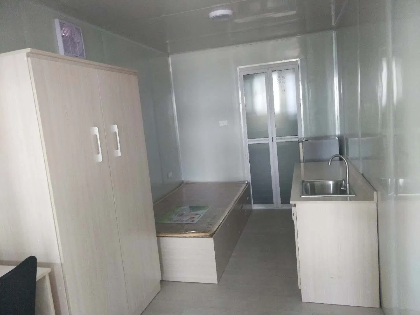 Factory Direct Customzied Container House with Kitchen / Toilet / Clinic / Ablution / Hospital