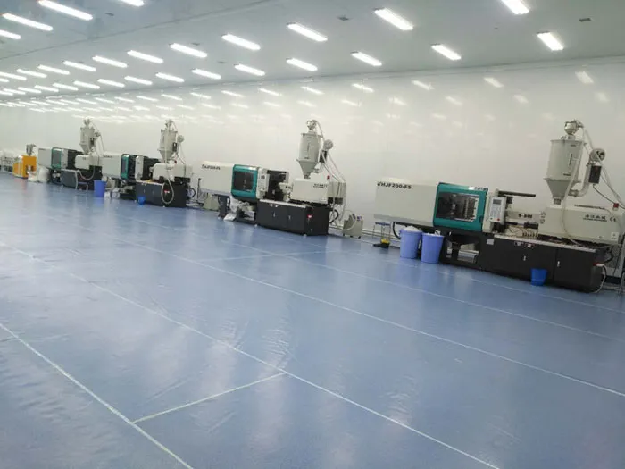 Injection Machine Detail 1