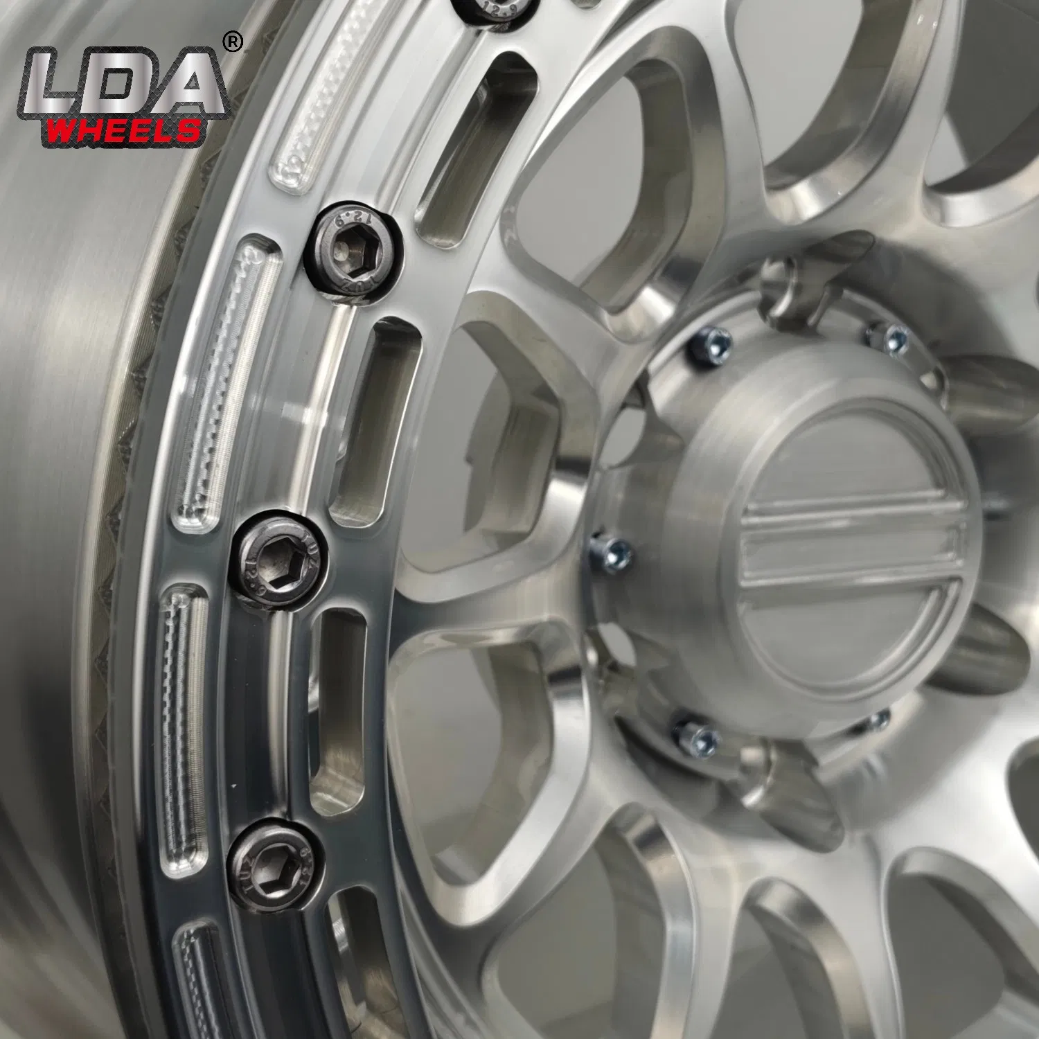 Lightweight Aluminum Alloy 4×4 Forged Offroad Car Wheel for All-Terrain Vehicle Upgrades