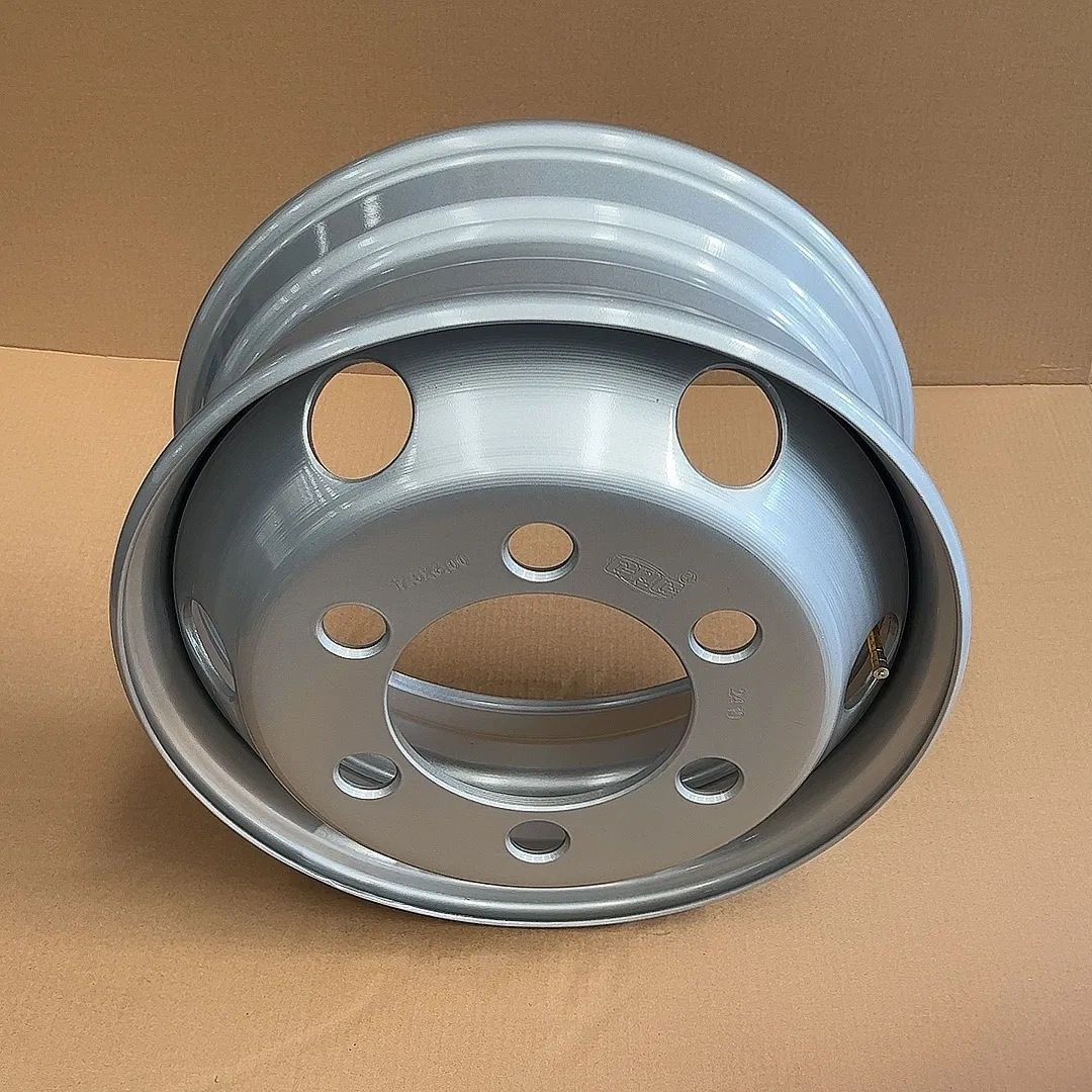 China Manufacturer Wholesale Supply OEM 17.5 Inch Steel Truck Wheels/Hot Sale Size with Anti-Rust Coating for 205/75r17.5 215/75r17.5 225/75r17.5 Tire