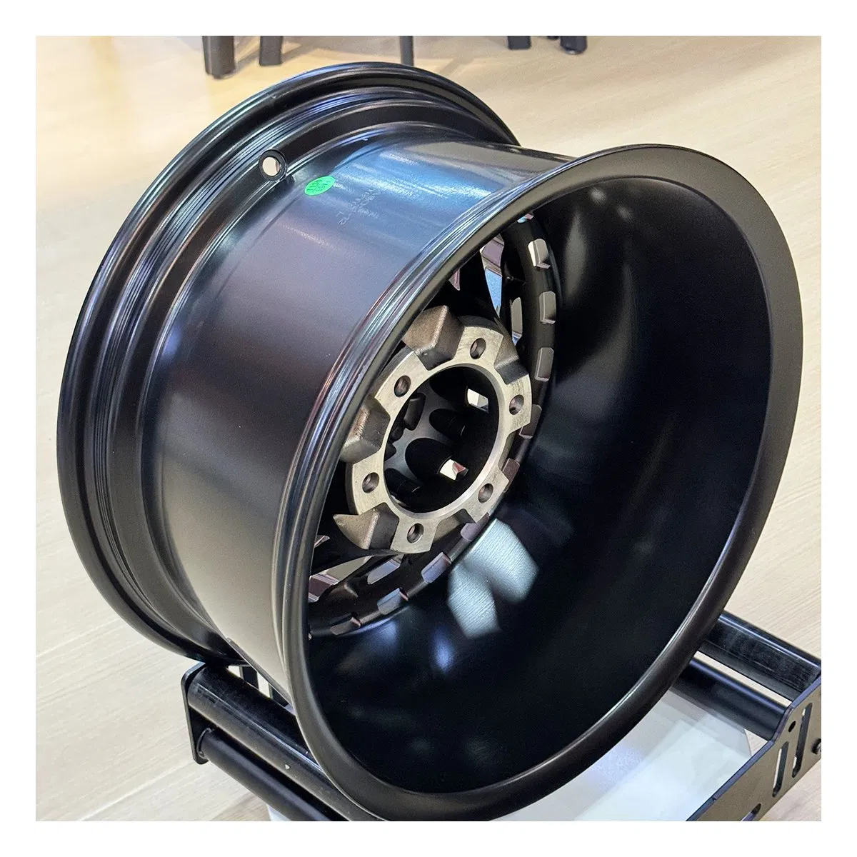 18X85 Aggressive Stance off Road Wheel with Reinforced Bead Seat