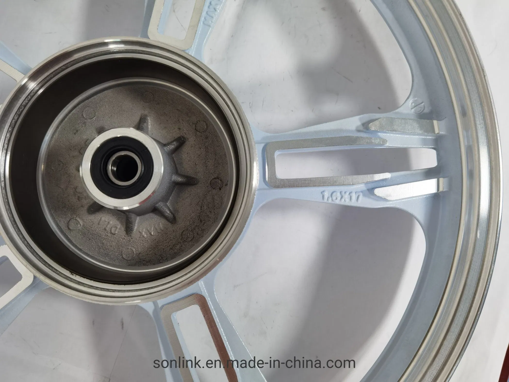 Wholesale Price Cg125 motorcycle Spare Parts Disc Brake Rear Wheel Rim