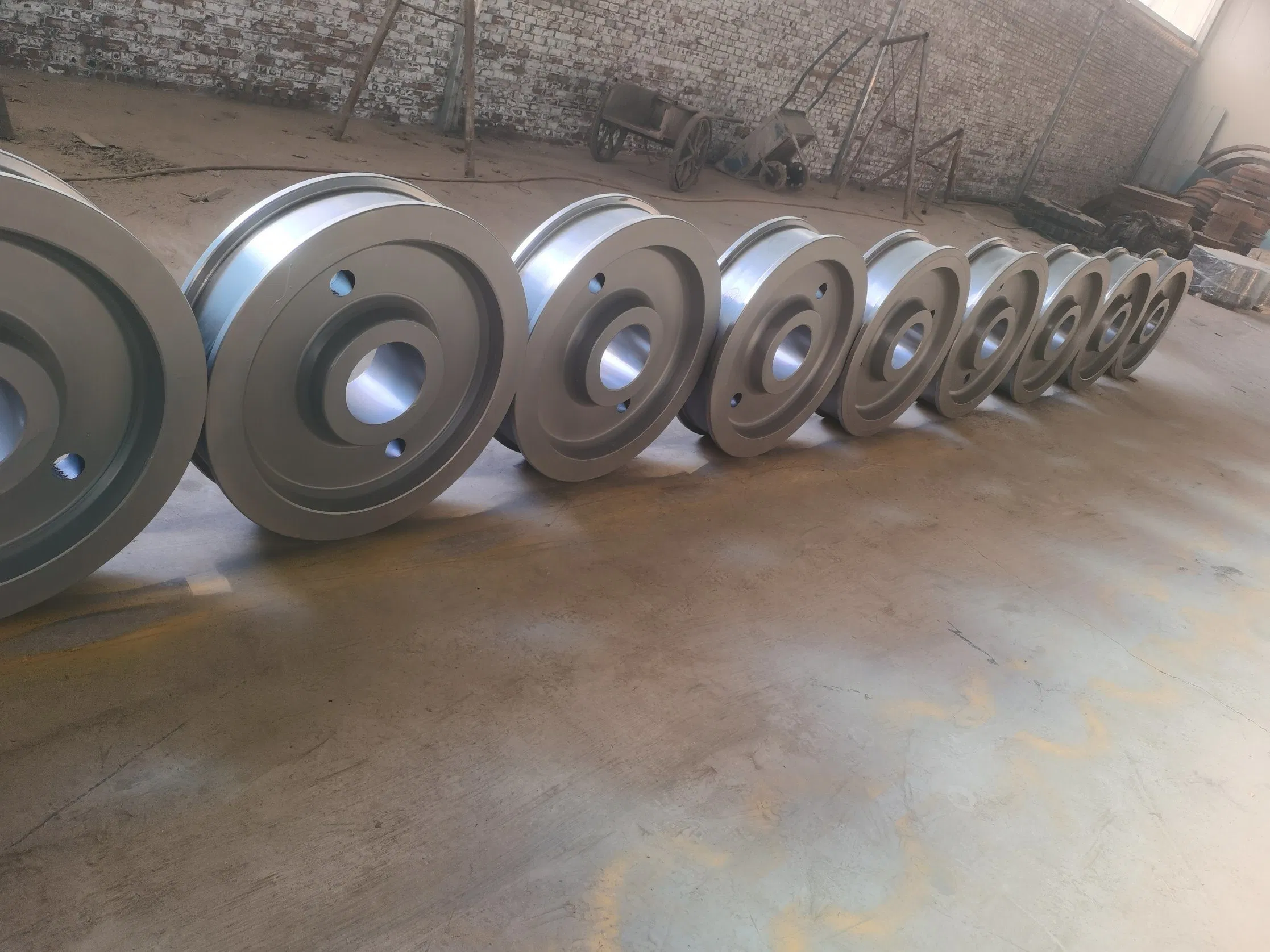 Customized Spare Part Forged Rail Steel Wheels Freight Wagon Wheel