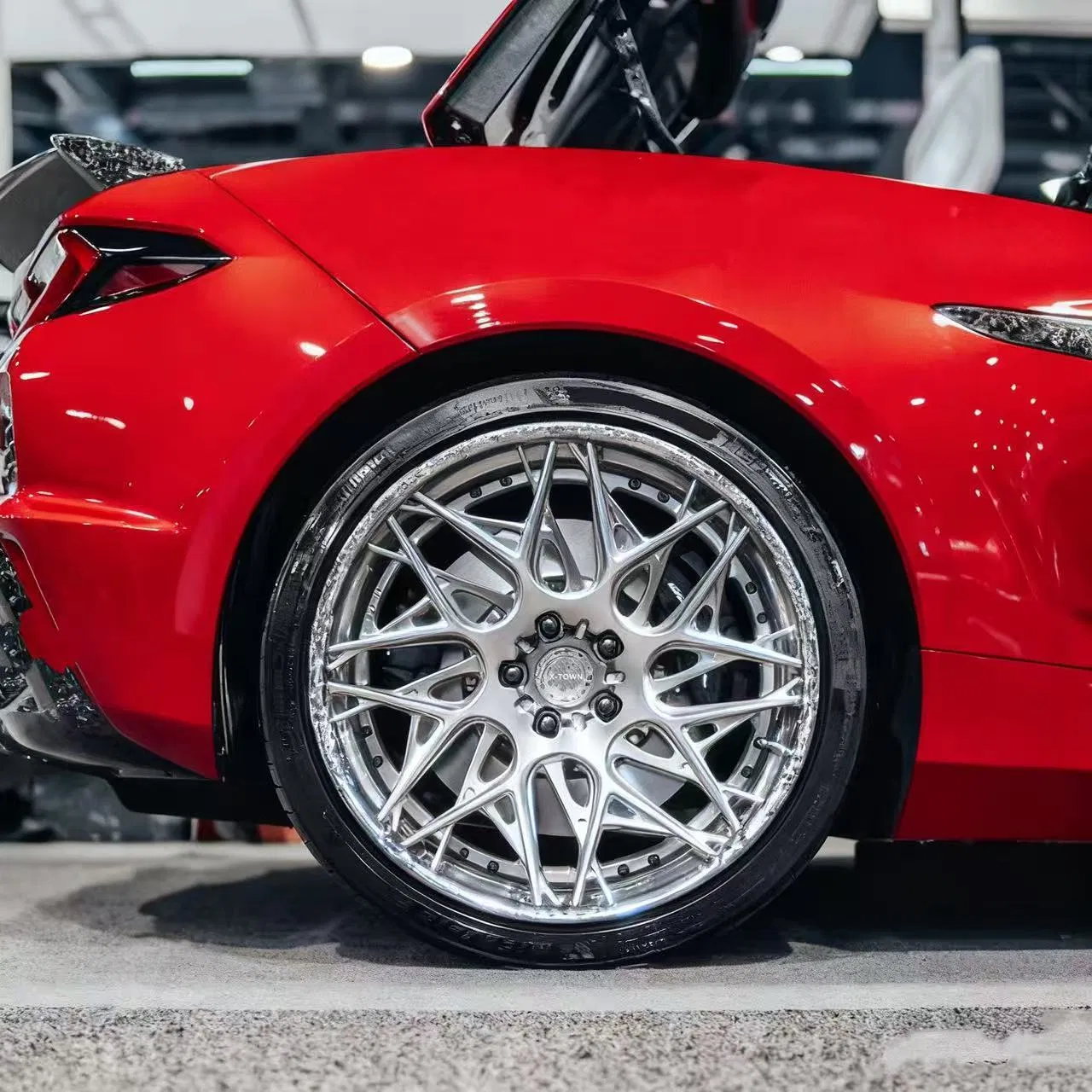 Custom OEM Deep Dish Car Carbon Fiber Wheel for BMW Adui Urus C8 Wheel Rim 18 19 21 20 22 Inch Forged Alloy 5X127 5X120 5X114.3