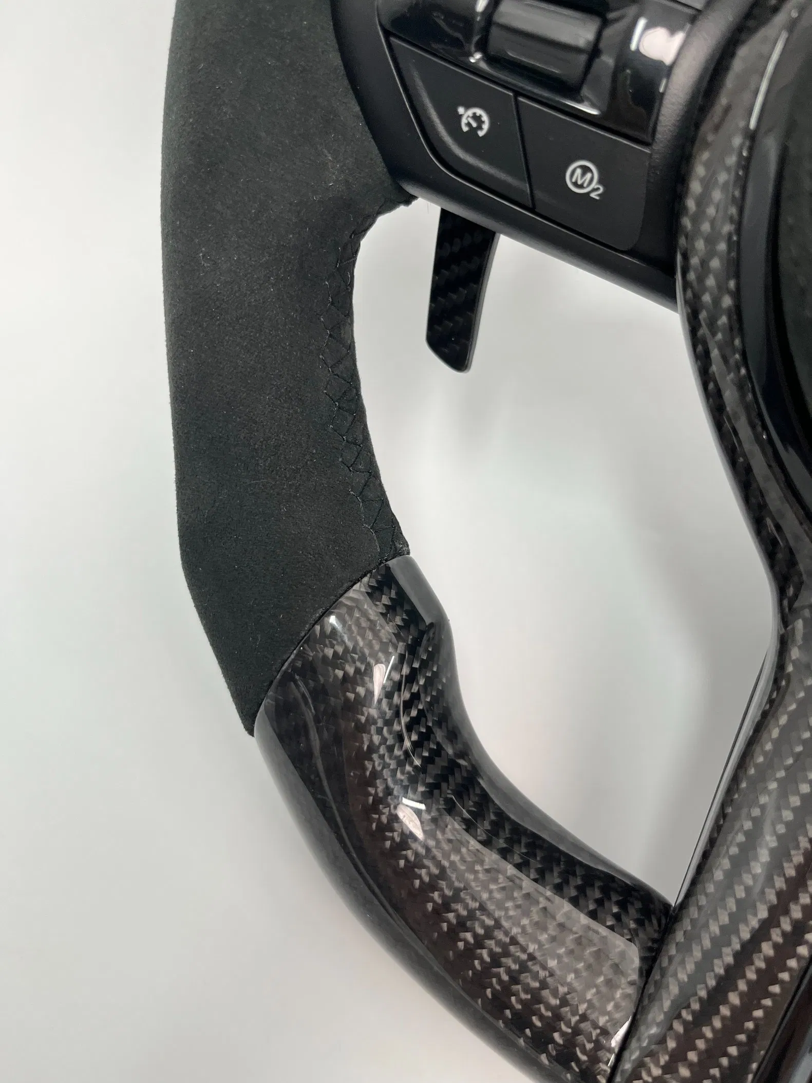 Carbon Fiber for BMW F30 F10 3 Series 5 Series X5 X6 E90 E92 M3 M5 E46 F20 F12 F80 F82 LED Steering Wheel Customization Sports