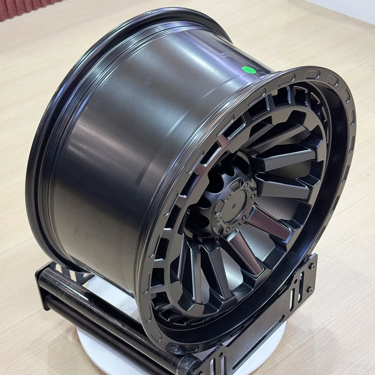 18X85 Aggressive Stance off Road Wheel with Reinforced Bead Seat