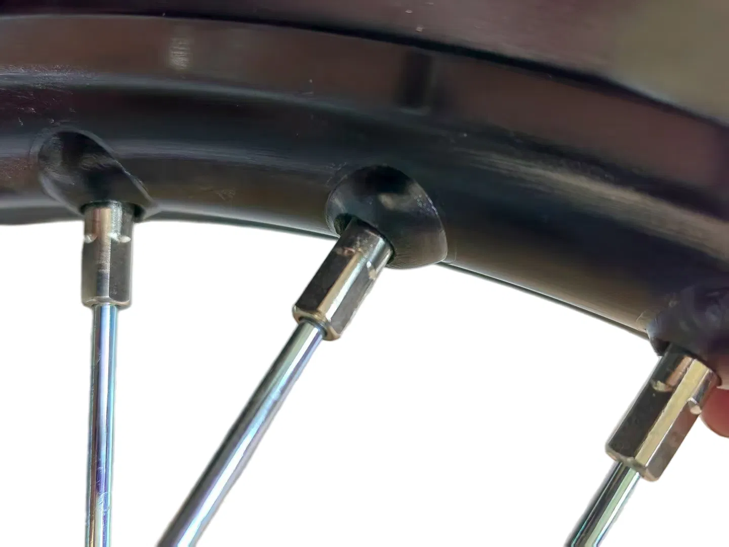 China Supplier Large Black Modified Motorcycle Wire Spoke Wheel Set