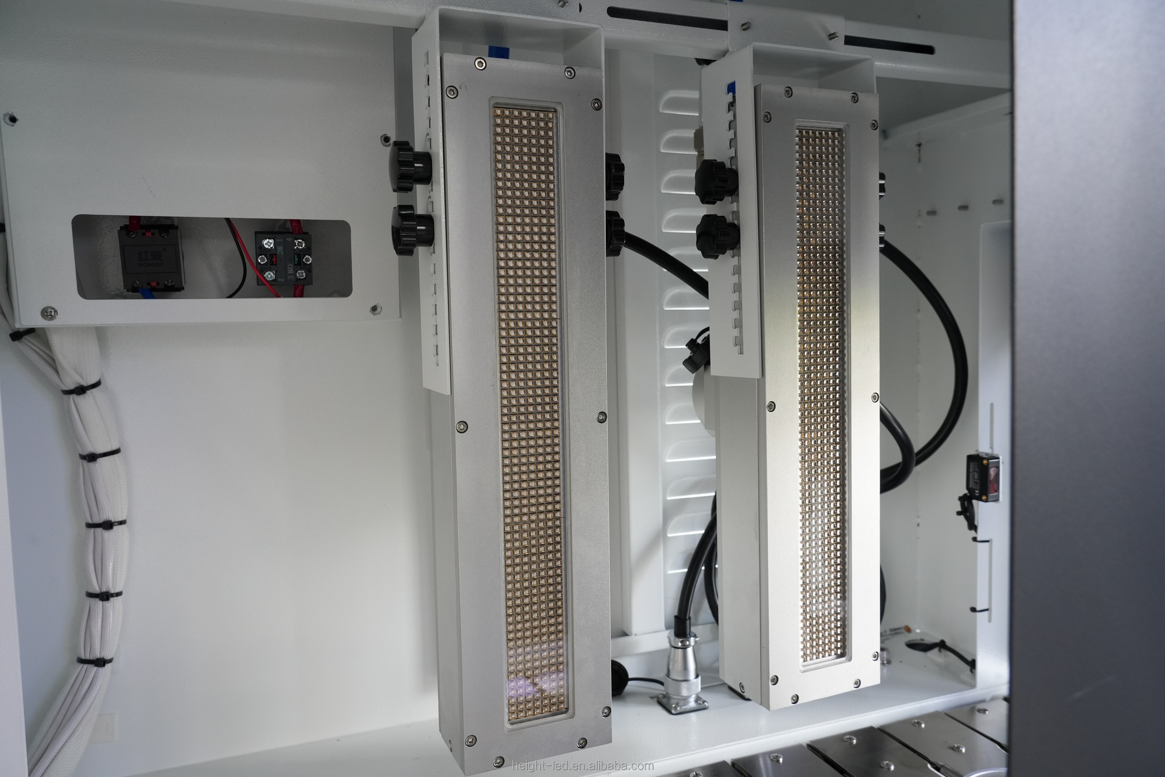 395nm LED UV Curing System for Silk Screen Printing on Cosmetic &amp; Perfume Glass Bottles