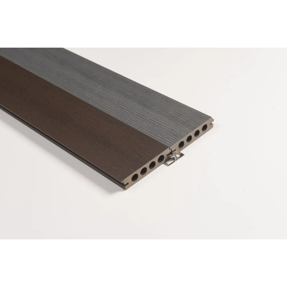 Residential WPC Decking Outdoor Flooring Wood Look Design Moisture Resistant Home Use