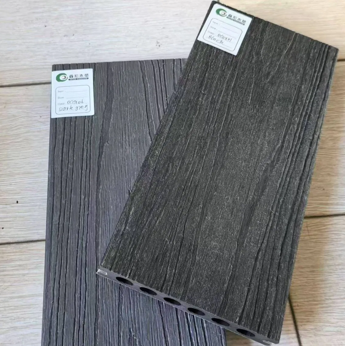 Weather Resistant Low Maintenance Capped WPC Hollow Outdoor Wooden Composite Decking
